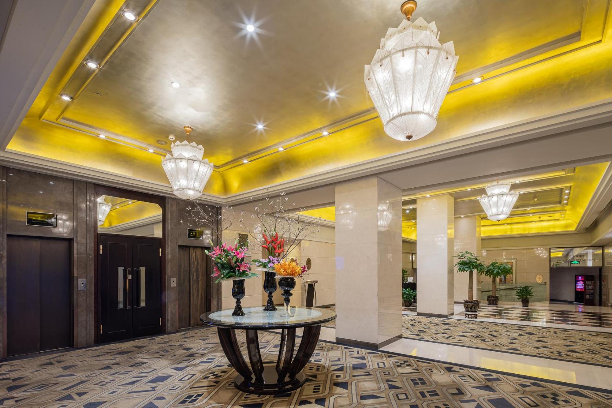 Broadway Mansions Hotel - On The Bund Shanghai Extérieur photo